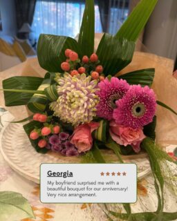 Quelle belle attention pour un anniversaire! 💛 Merci pour le partage, Georgia! / Such a lovely anniversary surprise! Thanks for sharing! 💐

📸Avis de Georgia sur Google My Business

#temoignageclient #googlereview #fleuriste #fleuristemontreal #anniversarybouquet #bouquetdefleurs
